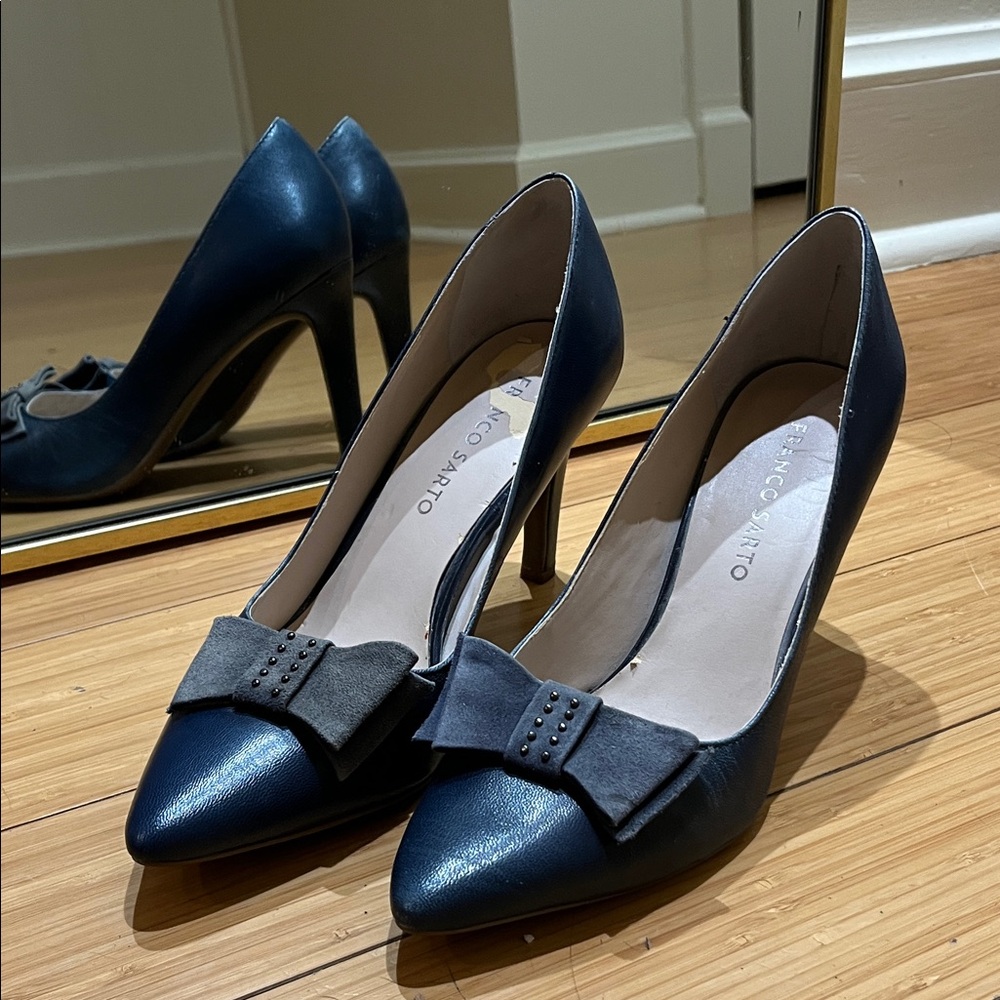 Franco Sarto Navy Heels with Bow